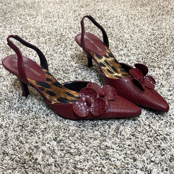 Cute Heels - Picture 3 of 5